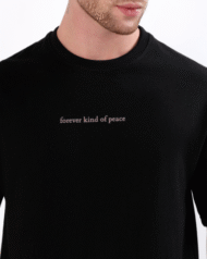TOMHILL BLACK TEE - Image 3